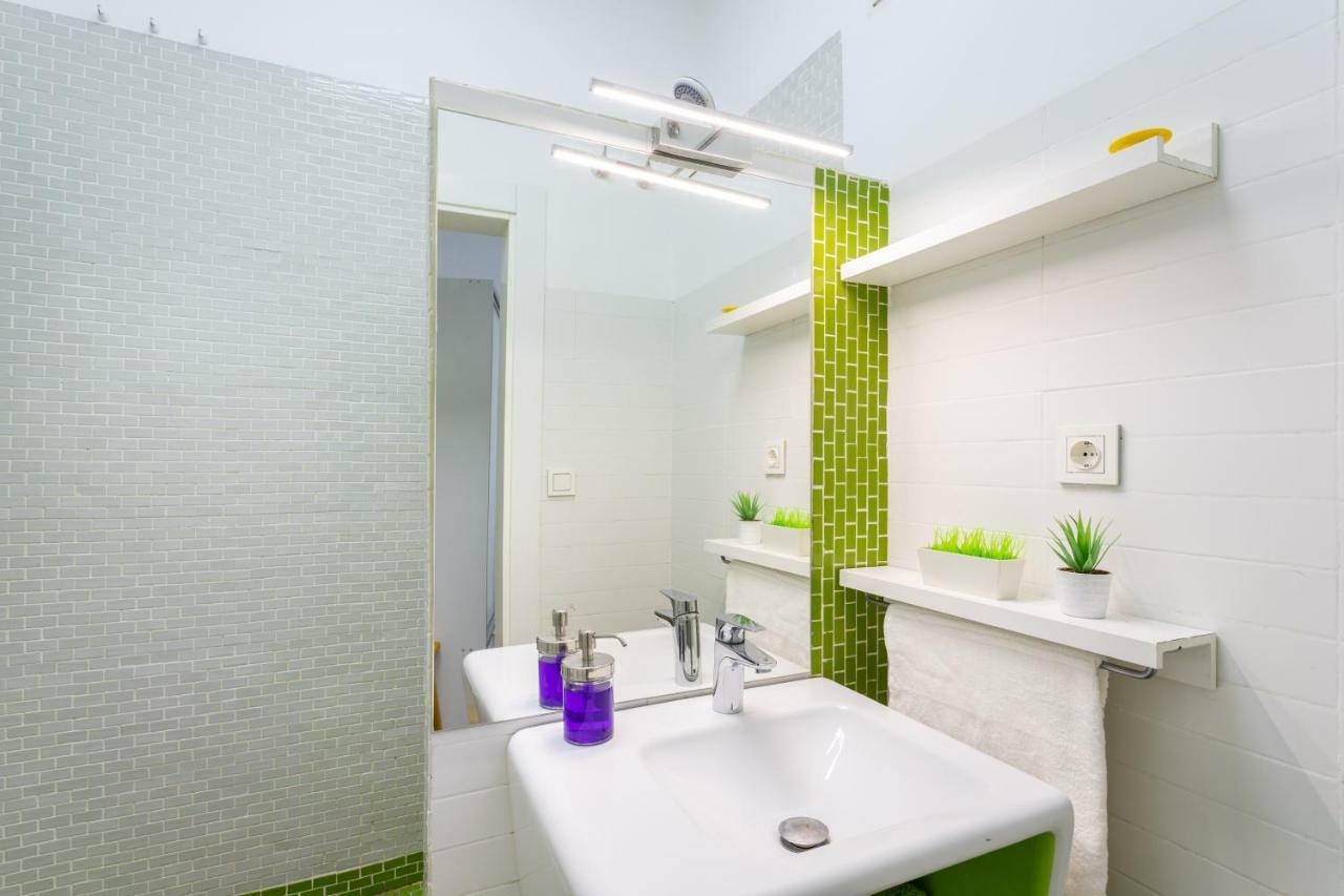 Apartamento Atarazanas Malaga Centro Historico Экстерьер фото