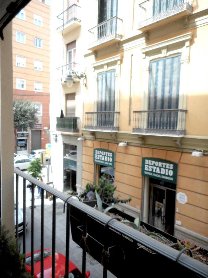 Apartamento Atarazanas Malaga Centro Historico Экстерьер фото
